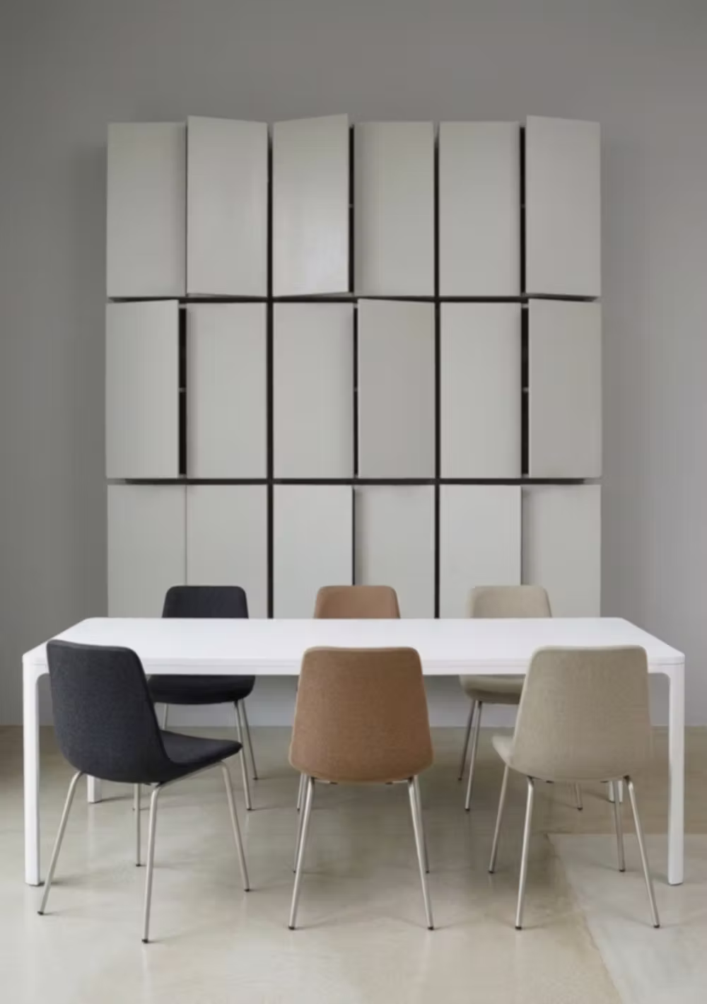 Vielseitiger Stuhl mit zeitlosem Design – Bild 8